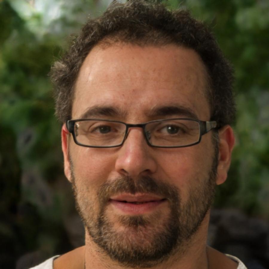 Portrait de Marc Dubois, expert en analyse quantitative